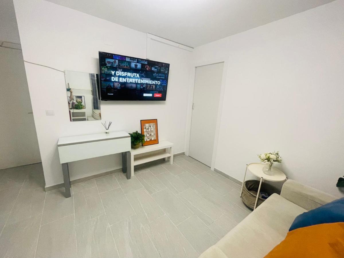Apartmán Fantastico Apartamento Usera Madrid Exteriér fotografie